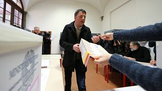 Itália já vota num novo governo