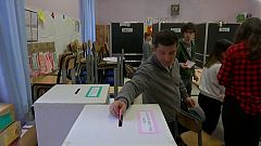 Les Italiens aux urnes