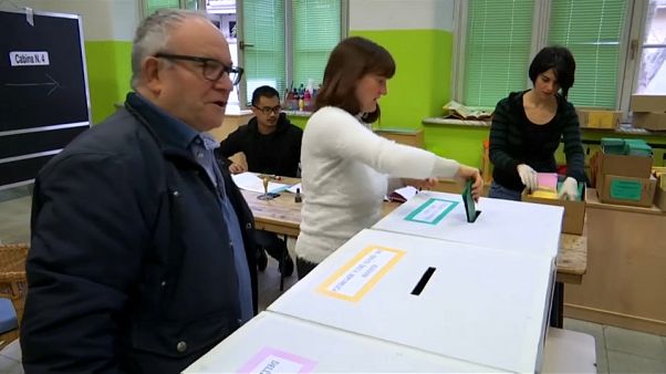 Italie : des électeurs désabusés Italie : des électeurs désabusés