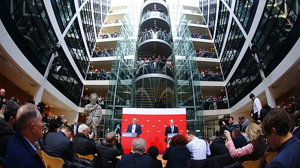 SPD: «Ναι» σε κυβέρνηση συνασπισμού υπό την Άνγκελα Μέρκελ SPD: «Ναι» σε κυβέρνηση συνασπισμού υπό την Άνγκελα Μέρκελ