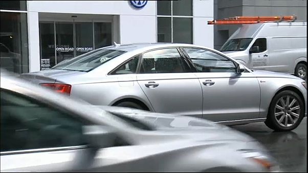 Trump amenaza con aplicar aranceles a la importanción de coches europeos Trump amenaza con aplicar aranceles a la importanción de coches europeos