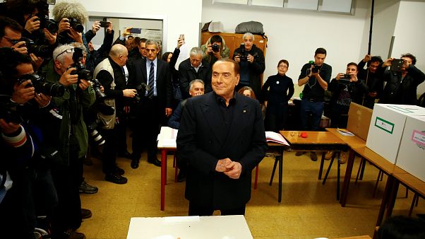 La coalition de droite en tête des élections italiennes La coalition de droite en tête des élections italiennes