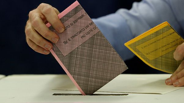 Beş Yıldız Hareketi'nden koalisyon sinyali Beş Yıldız Hareketi'nden koalisyon sinyali