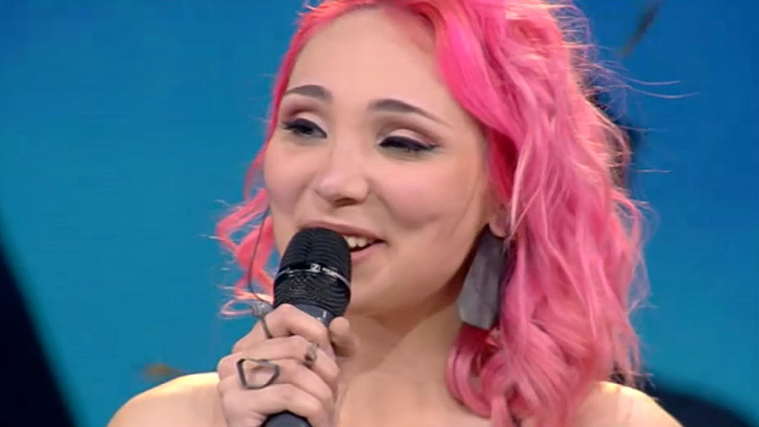 Cláudia Pascoal vence Festival da Canção