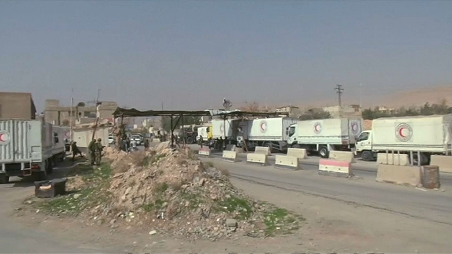 Llega un primer convoy humanitario a Guta Oriental