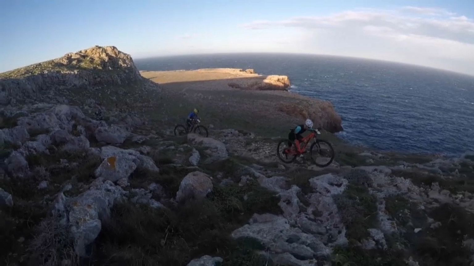 A piedi e in bici sul Camí de Cavalls