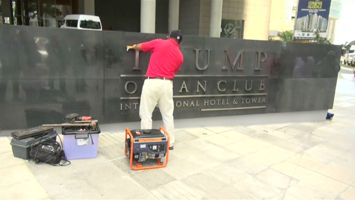 شاهد: إزالة أسم ترامب من على فندق في بنما بعد نزاع قانوني 