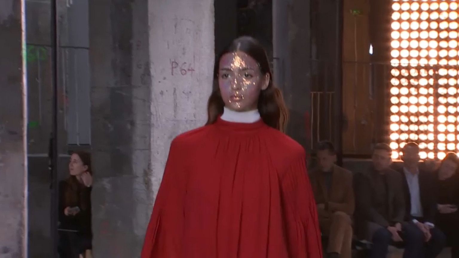 Paris Moda Haftası'nda son defile