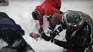 Nordkalifornien: Wintersportler befreien Menschen aus Lawine