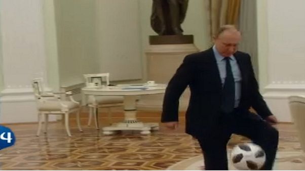 Τα «γκελάκια» του Πούτιν Τα «γκελάκια» του Πούτιν