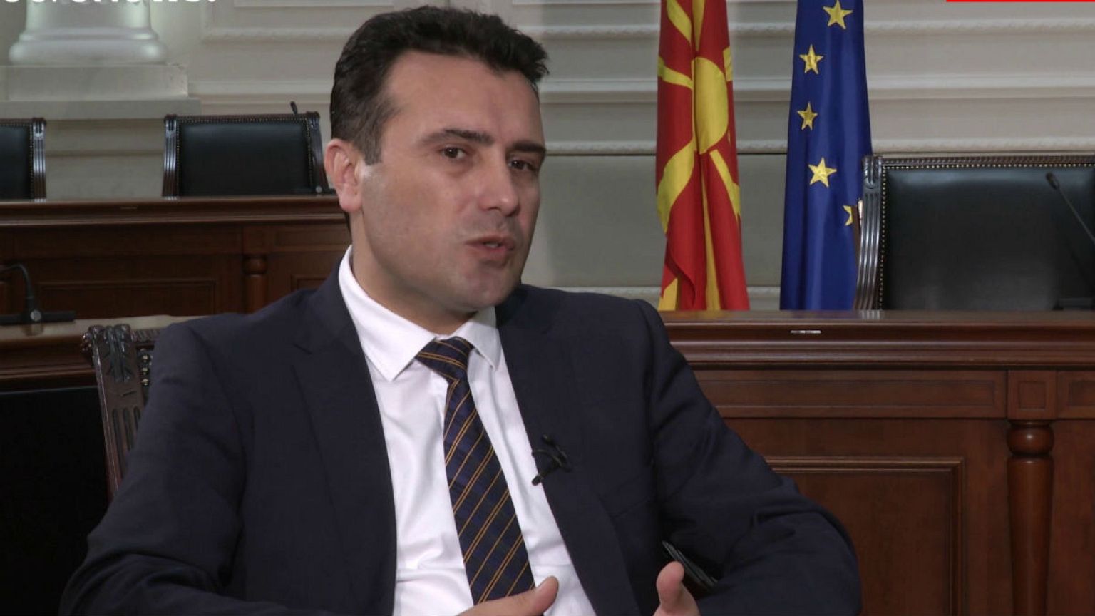 Διεθνή συμφωνία αντί για αλλαγή του Συντάγματος προκρίνει ο Ζόραν Ζάεφ