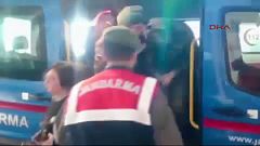 Soldados gregos detidos por forças turcas