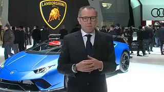 Kabriót kínál a Lamborghini Genfben