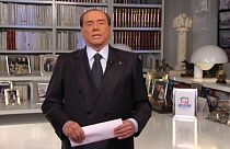 Berlusconi: "io leader di FI, regista del centro-destra e garante della compattezza della coalizione"