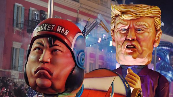 Kim Jong-Un e Donald Trump "visti" dal 134° carnevale di Nizza (20 febbraio Kim Jong-Un e Donald Trump "visti" dal 134° carnevale di Nizza (20 febbraio