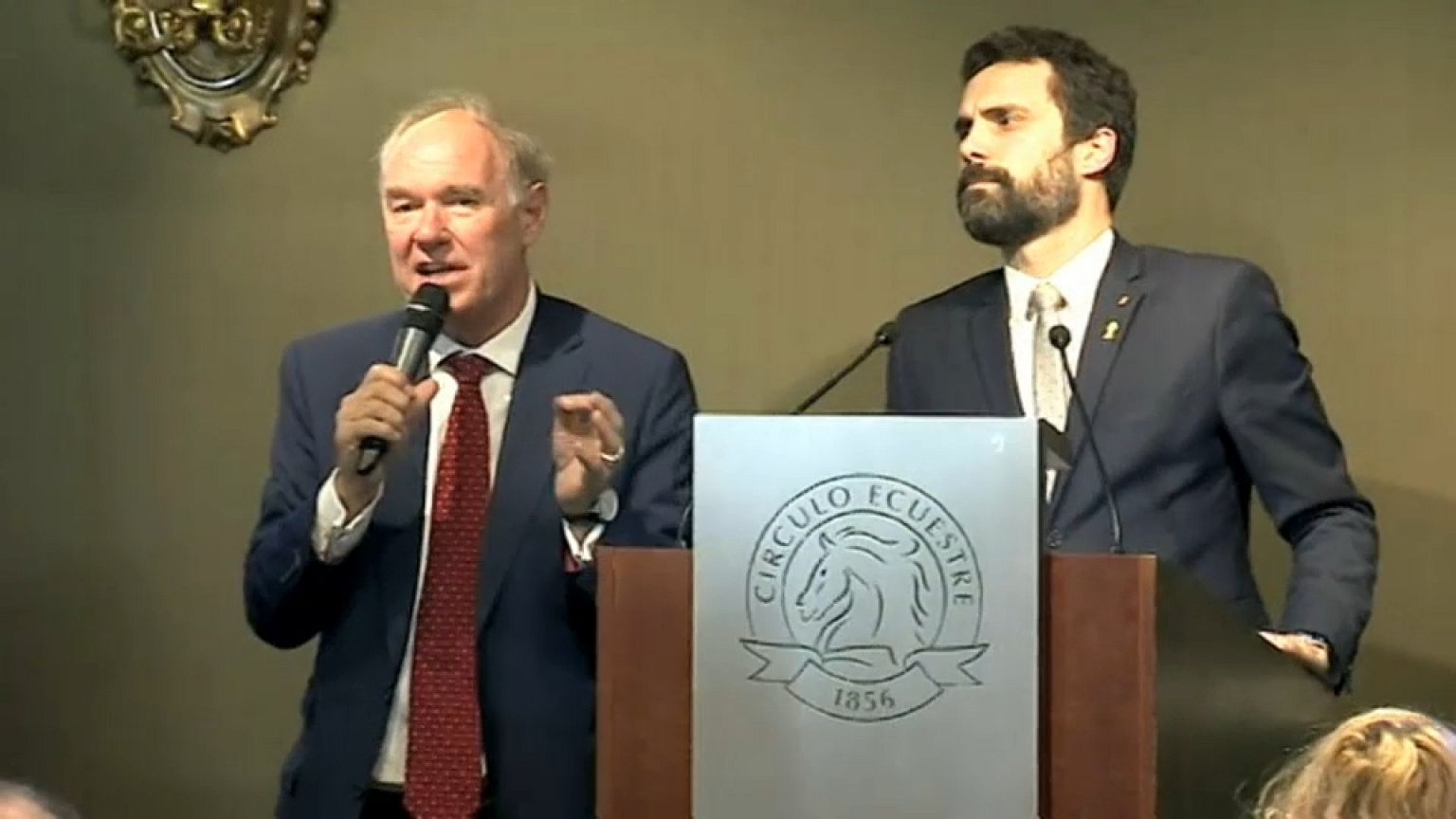 Torrent junto al presidente del Círculo de empresarios