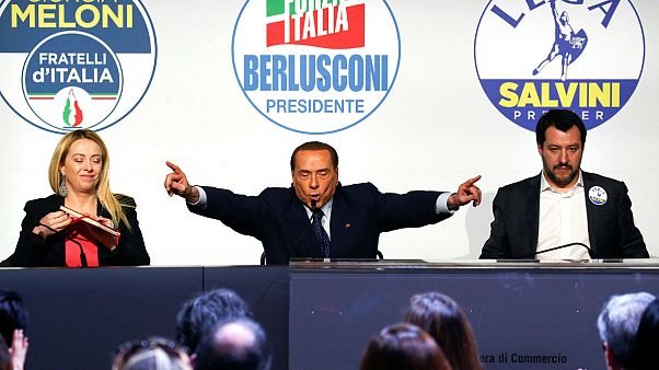 Berlusconi'den seçim değerlendirmesi Berlusconi'den seçim değerlendirmesi