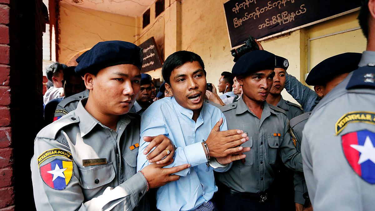 Deux journalistes face à la justice birmane