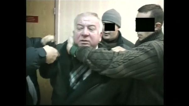 El exespía ruso Sergei Skripal y su hija fueron intoxicados con gas nervioso El exespía ruso Sergei Skripal y su hija fueron intoxicados con gas nervioso
