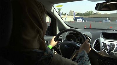 Las mujeres saudíes toman el volante