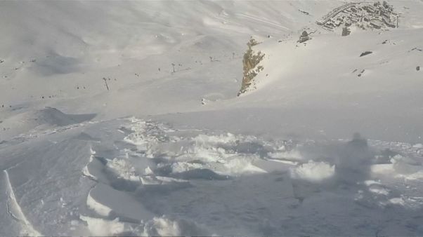 Escapando de la avalancha Escapando de la avalancha