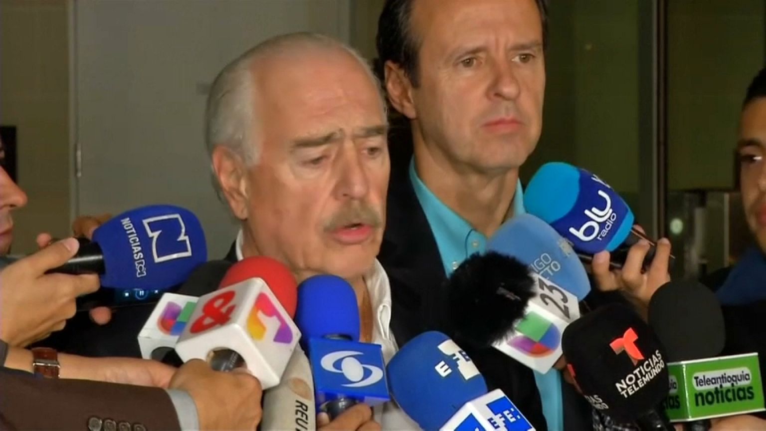 Cuba prohíbe la entrada a dos expresidentes