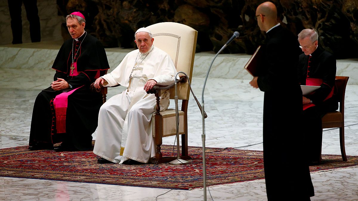 Vaticano, Papa Paolo VI e Óscar Romero saranno santi