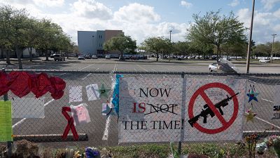 Flórida: Projeto-lei sobre controlo de armas mais perto de ser aprovado