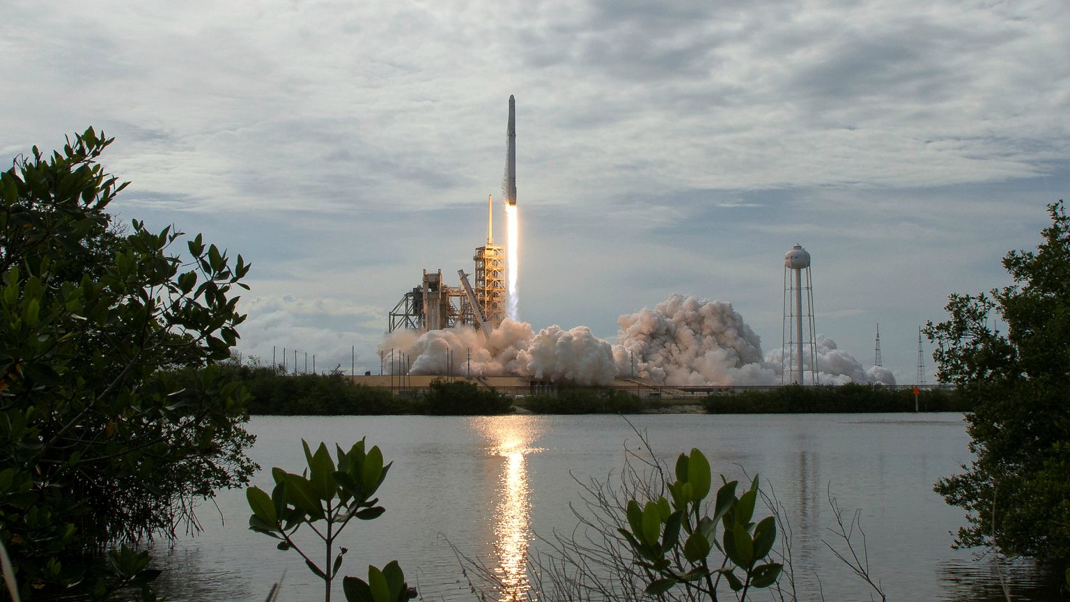 SPACEX