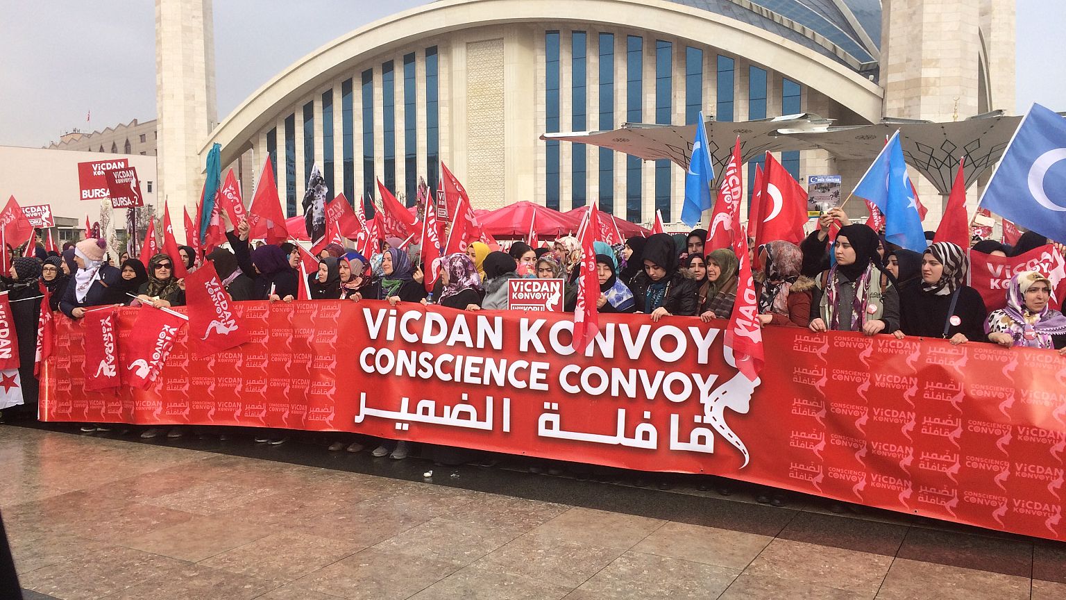 Convoglio di Coscienza, donne bosniache e siriane unite contro le violenze 