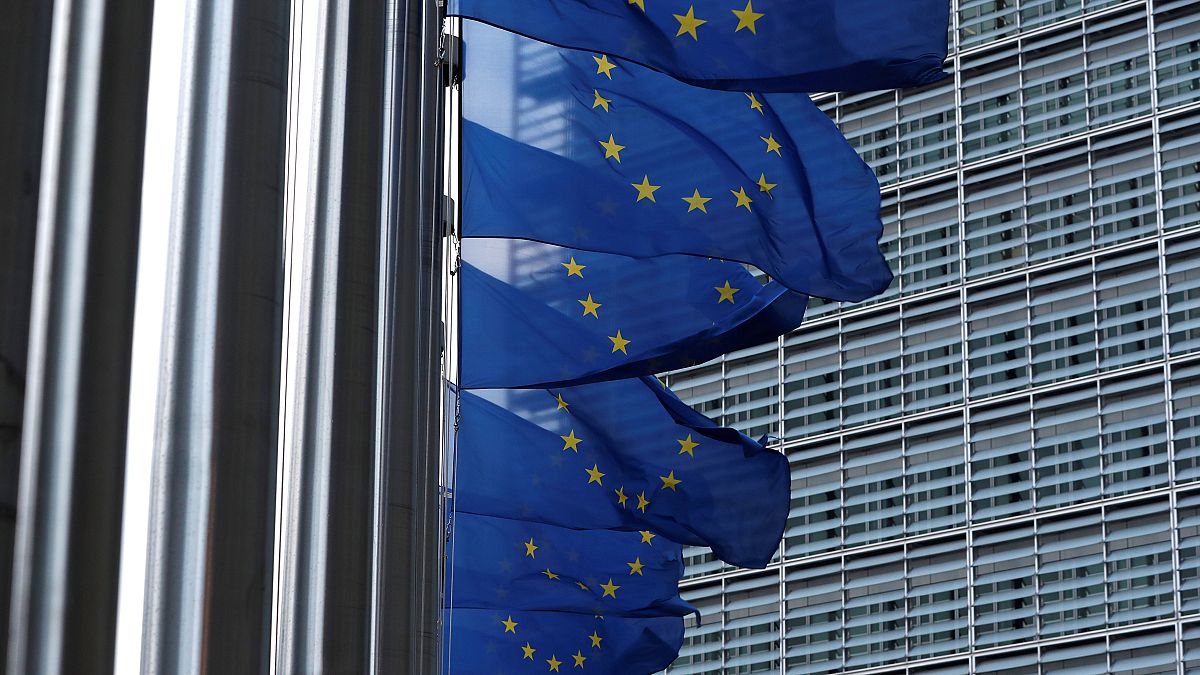 Πηγές ΕΕ: Στόχος να κλείσει η 4η αξιολόγηση τον Μάιο