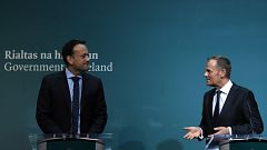 Leo Varadkar ír kormányfő és Donald Tusk, az Európai Tanács elnöke