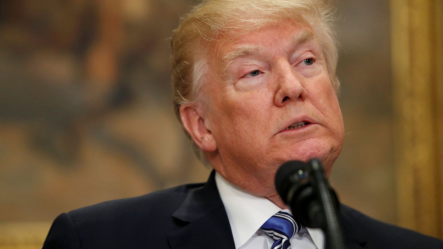 Trump çelik ve alüminyumla ilgili yeni gümrük vergisi kararını açıkladı