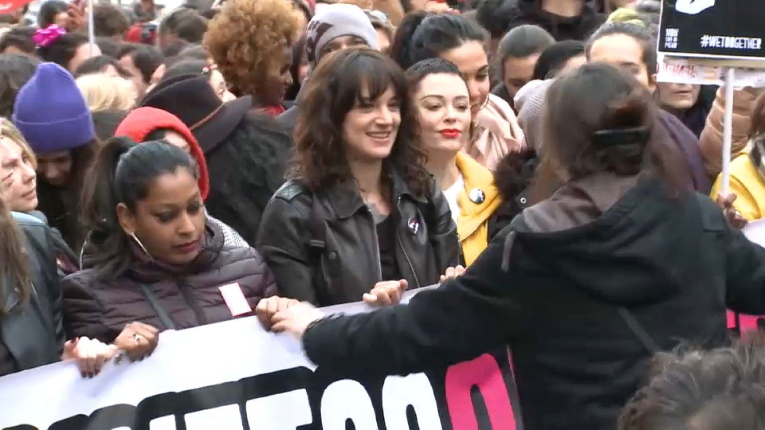 8 marzo, in 20mila a Roma per il corteo femminista