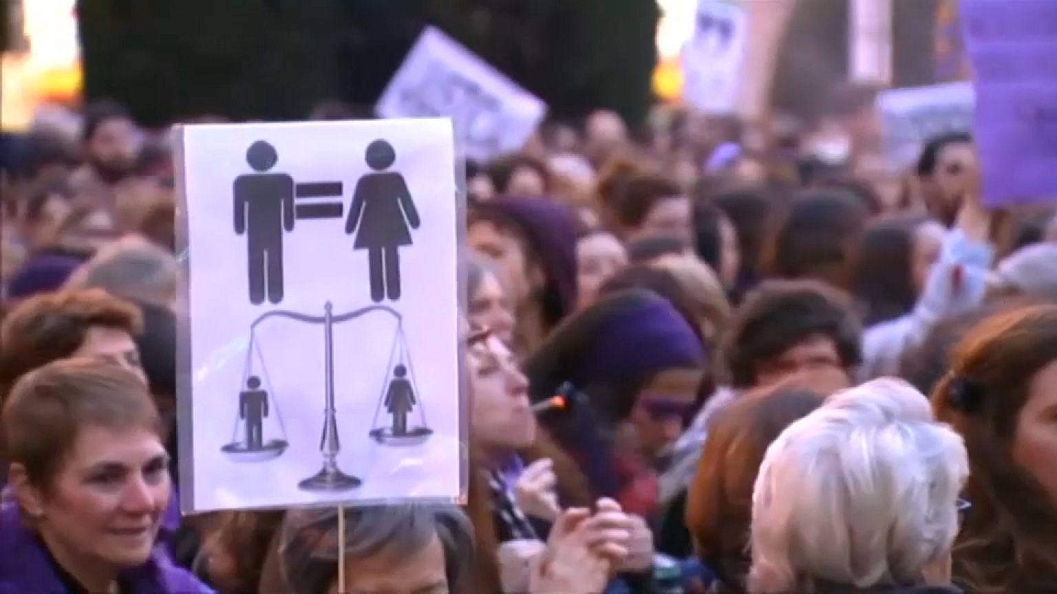 Un 8 mars historique pour les femmes ? 