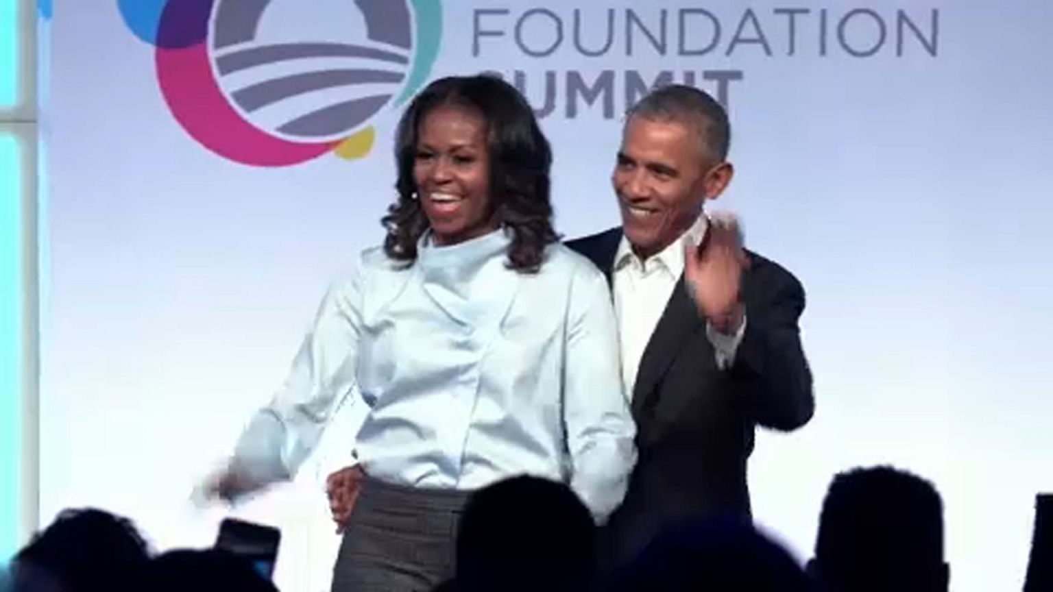 Obama a showbizniszben folytatja?