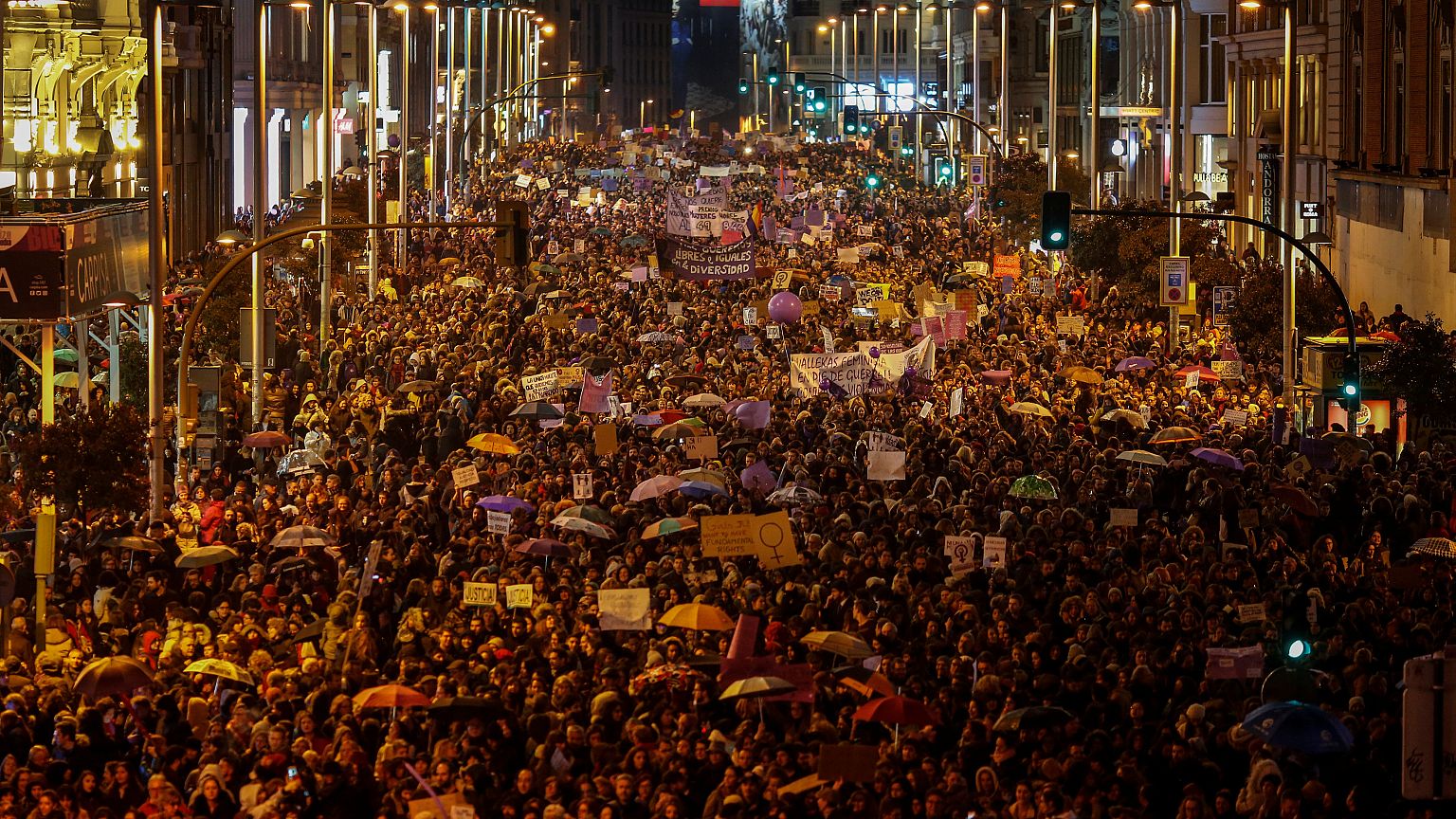 Manifestantes em Espanha atingiram os 6 milhões 