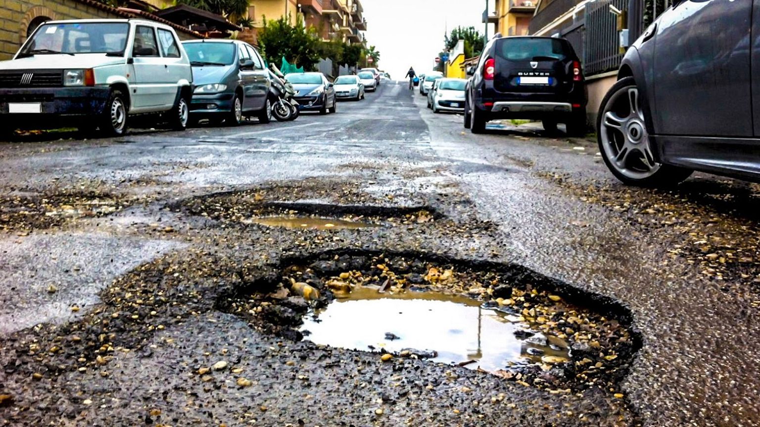 Roma, la città delle buche