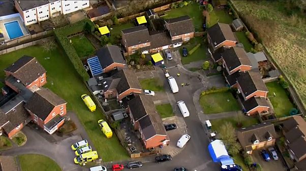 Militares juntam-se às investigações do caso Skripal Militares juntam-se às investigações do caso Skripal