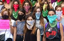جانب من مظاهرة لنساء أرجنتينيات ضد قضايا مجتمعية