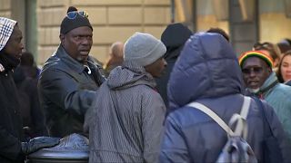 شبح العنصرية يؤرق يوميات المهاجرين الأفارقة في إيطاليا