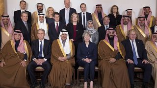 Συμφωνία πολλών δισ. υπέγραψαν Βρετανία και Σαουδική Αραβία εν μέσω διαδηλώσων