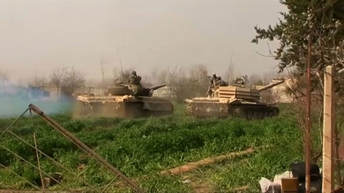 شاهد.. الجيش السوري يدخل مدينة مسرابا