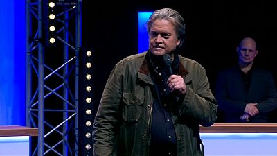 Bannon: "Siate orgogliosi se vi chiamano razzisti"