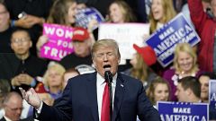 Trump saját magát fényezte