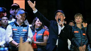 Álvaro Uribe junto al candidato a la presidencia Iván Duque