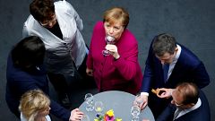 GroKo besiegelt: Weg frei für Merkels vierte Amtszeit