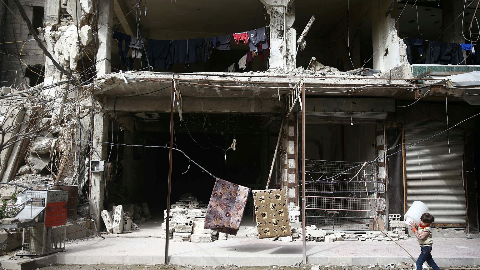 Pro-Assad forces press deeper into Eastern Ghouta