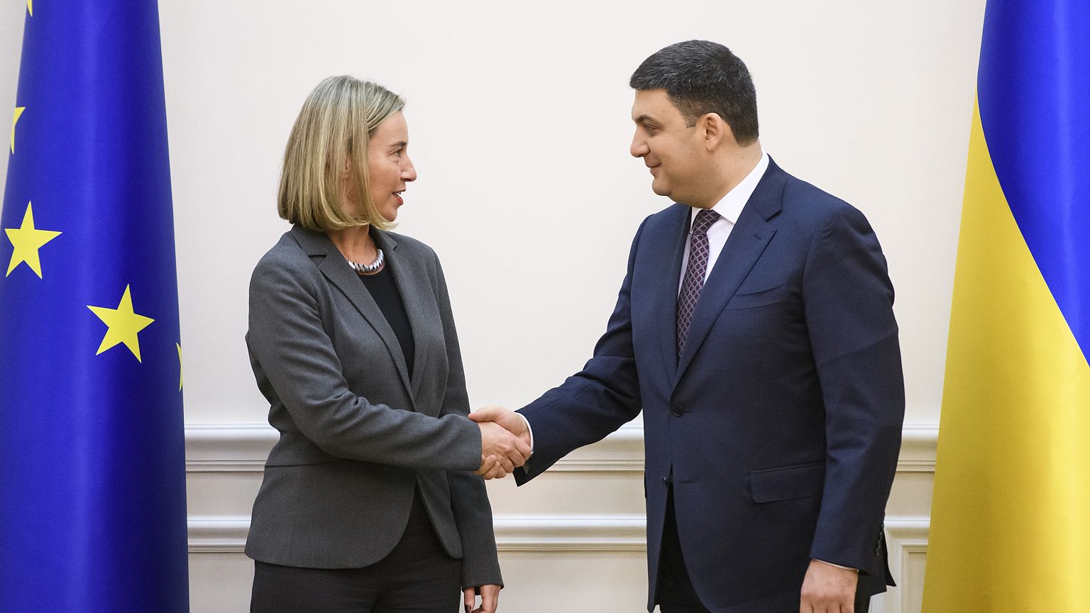 Mogherini a Kiev: "L'Ue il vostro più grande sostenitore"