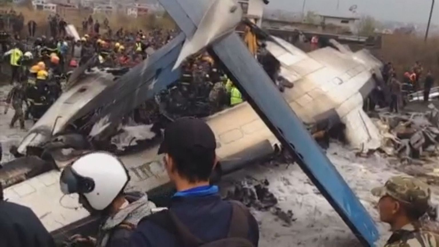 Bangladesh plane crash
